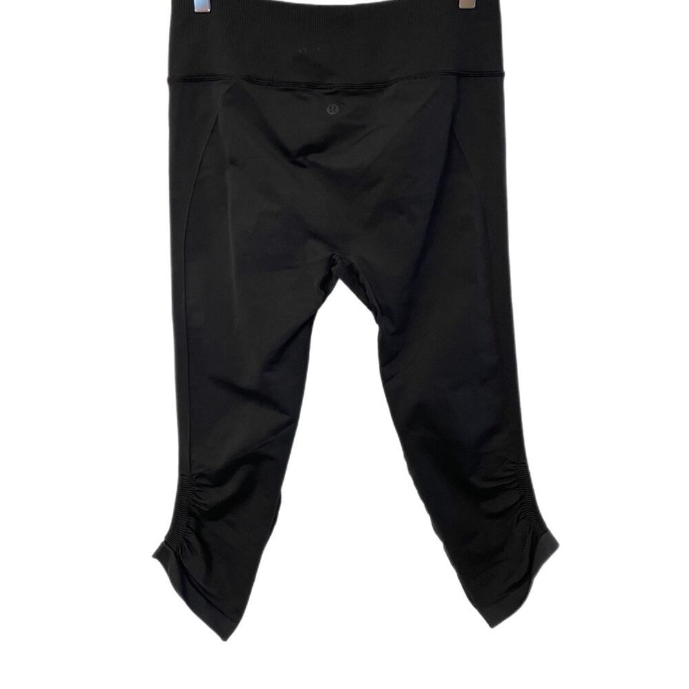 Lululemon Athletica Capri Leggings Sz 6 - Picture 2 of 4
